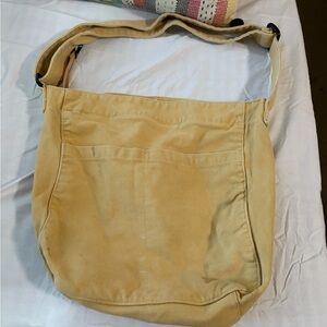 Casual Canvas messenger Bag in Light Yellow/Tan.
